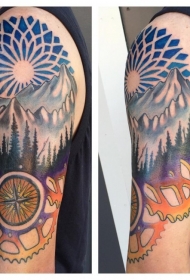 肩部彩色old school山间纹身图案
