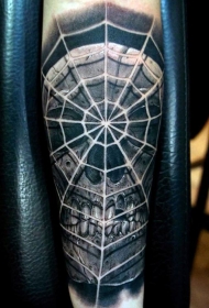 手臂现实主义风格恶魔头骨与蜘蛛网纹身