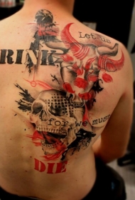 背部现代风格彩色的骷髅和字母纹身图案