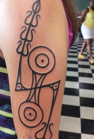 大臂简单的黑色有趣饰品纹身图案