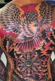 背部精彩的航海主题鹰和船舵纹身图案