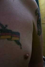 丹麦国旗和匕首纹身图案