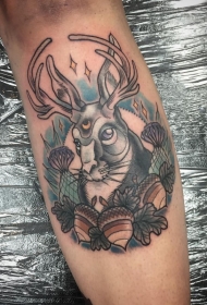 手臂壮观的彩色鹿和橡果纹身图案