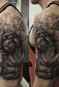 大臂灰色的阿兹特克武士莲花纹身图案