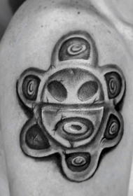 肩部石雕风格黑白古代雕像纹身图案
