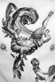 胸部点刺风格黑色坠落伊卡洛斯纹身图案