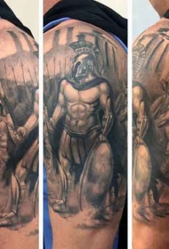 大臂黑白大规模的史诗战纹身图案