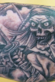 手臂黑棕色愤怒的海盗骷髅纹身图案