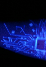 数码板个性荧光纹身图案