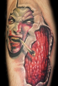 吸烟恶魔和皮肤撕裂纹身图案