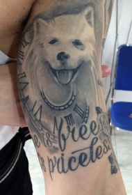 手臂时钟和字母小狗纹身图案