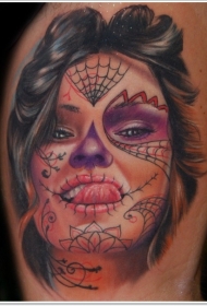 肩部彩色死亡女神肖像纹身图案