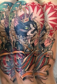 手臂华丽的猫女王纹身图案