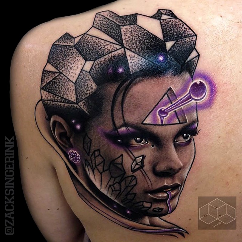new school肩胛有趣的几何点刺头发女人肖像纹身图案