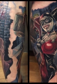 小腿逼真的彩绘邪恶女性小丑纹身图案