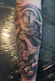 可怕的眼球纹身图案