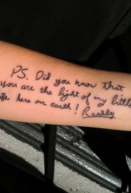 小臂可爱的英文留言纹身图案
