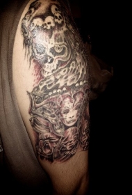 精致的女巫手臂纹身图案