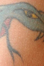 蓝色的蛇头纹身图案