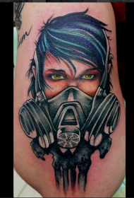 现代传统风格彩色人与防毒面具纹身