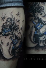 腿部自制像有趣的醉酒鬼纹身图案