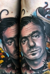 彩色人物肖像帽子和羽毛纹身图案