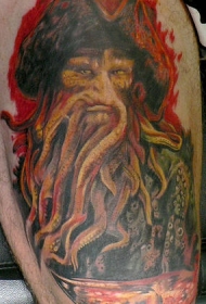 肩部彩色戴维·琼斯加勒比海盗纹身
