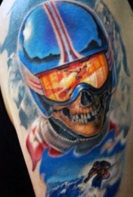 肩部彩色令人毛骨悚然的滑雪骷髅纹身图案