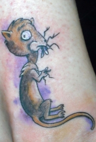 腿部彩色疯狂滑稽水啮齿动物纹身