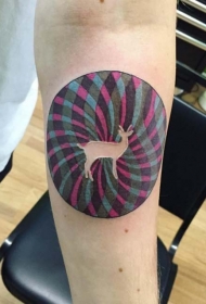 小臂圆形图与鹿个性纹身图案