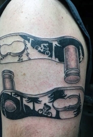 大臂黑白自行车链部分纹身图案