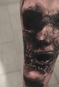 手臂水墨原始组合半怪物半头骨纹身