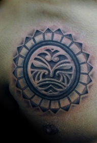 胸部经典黑白部落圆形符号纹身图案