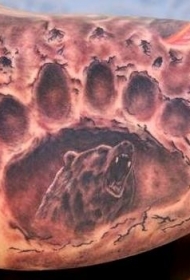 立体的熊爪印和熊纹身图案