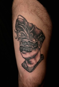 独特风格黑白半人像半海洋动物纹身图案