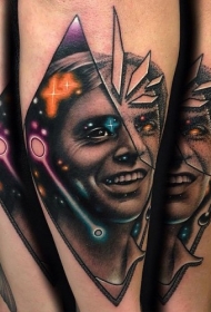 超现实主义风格的彩色男人脸和星星纹身图案