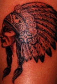 腿部黑色印度首席轮廓纹身图片