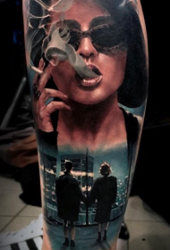 腿部现代传统风情色女人纹身图案