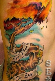 彩色树铭文缎带纹身图案