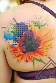 背部new school彩色鲜艳的花朵纹身图案