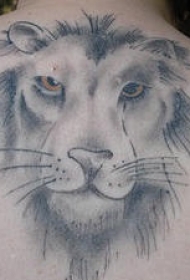 黑灰狮子脸部纹身图案