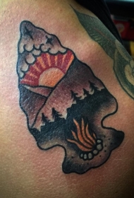 old school彩色的古代箭头纹身图案