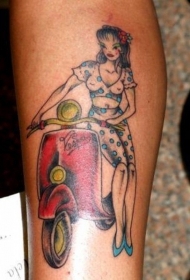 亚洲卡通画风格有趣的女人纹身图案
