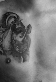 小臂old school黑色的犀牛纹身图案