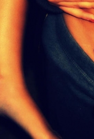 脚部匹配的友谊的拼图纹身图案