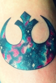 星空彩绘叛逆联盟徽章纹身图案