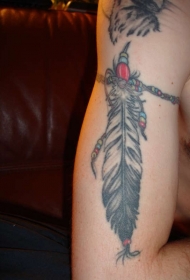 印度风格的羽毛和鹰纹身图案