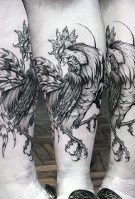 手臂天然的黑色跳舞公鸡纹身图案