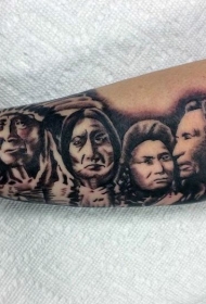 old school黑灰不同的印度人像纹身图案