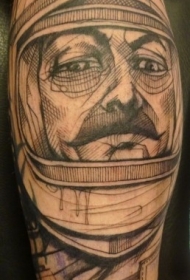 小腿素描风格黑色宇航员头像纹身图案